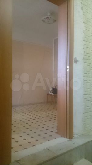 Комната 36,1 м² в 2-к., 1/3 эт.