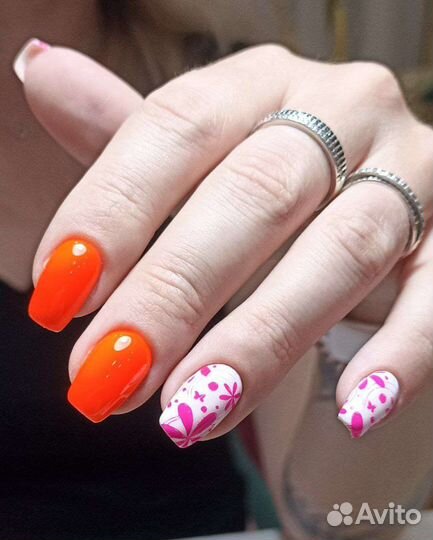 Модель на наращивание маникюр