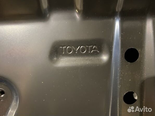 Тойота Рав 4 - 30 капот оригинал