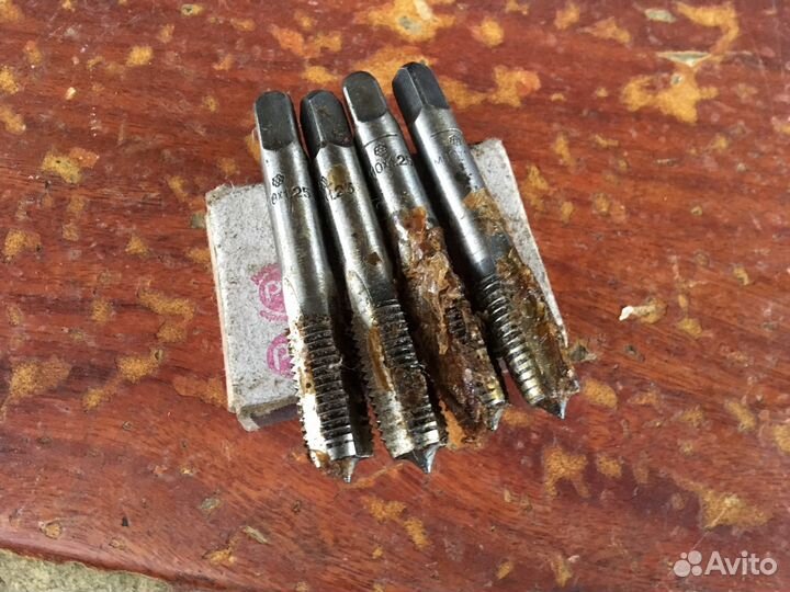 Метчики СССР М10x1,25