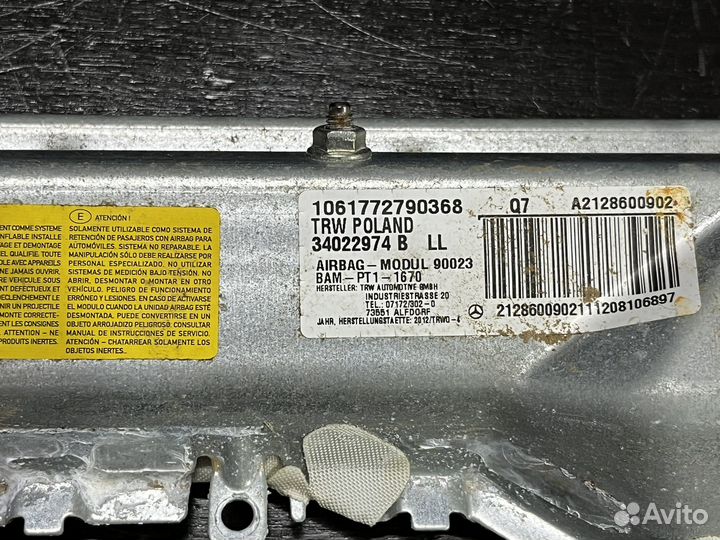 Подушка безопасности коленная мерседес w218 cls500