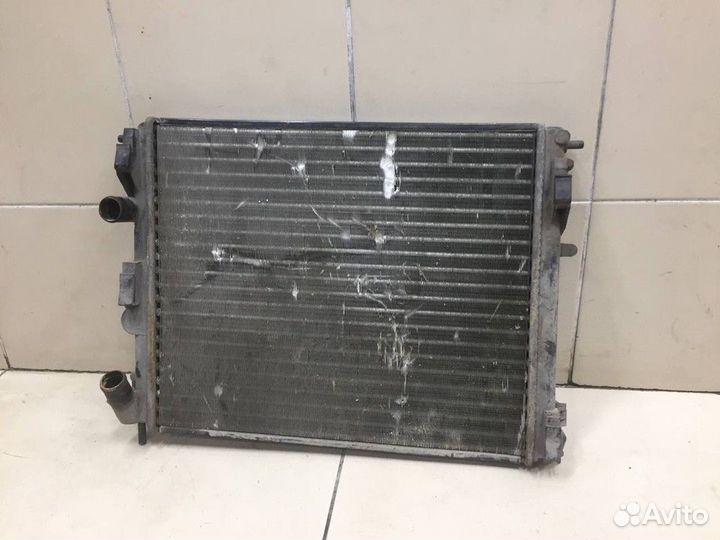 Радиатор системы охлаждения Renault Logan