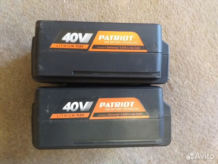 Аккумуляторы Patriot BL 402 с зарядным устройством