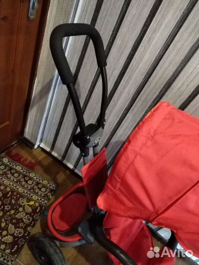 Трехколесный велосипед