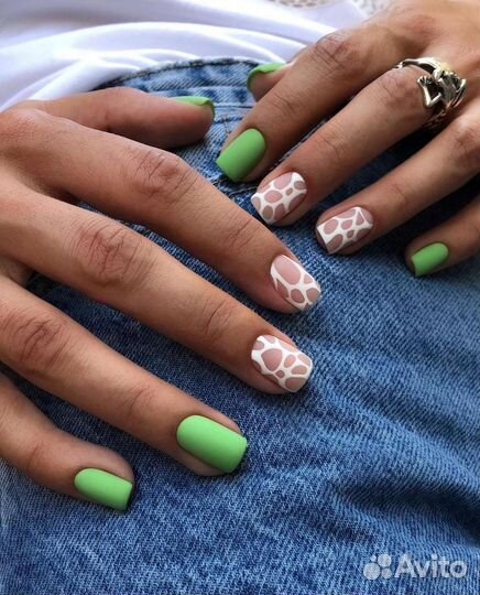 Маникюр и педикюр