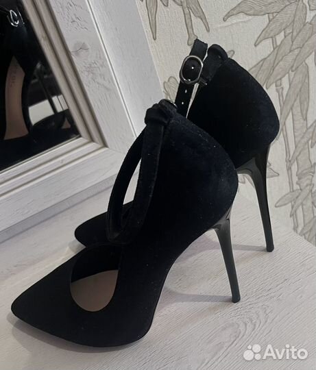 Туфли женские 39 размер черные