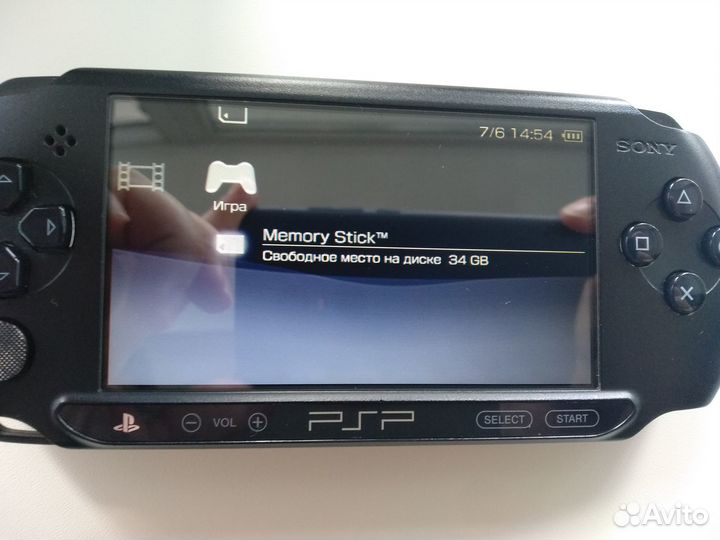 Sony PSP-E1008