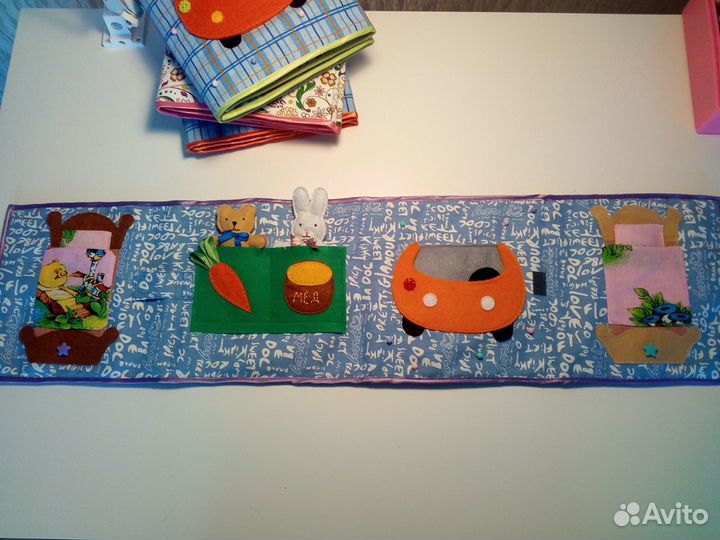 Мягкая развивающая книжка для девочки