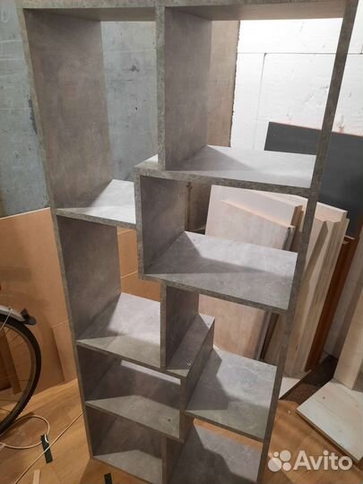 Книжные полки