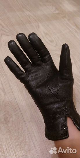 Кожаные перчатки женские