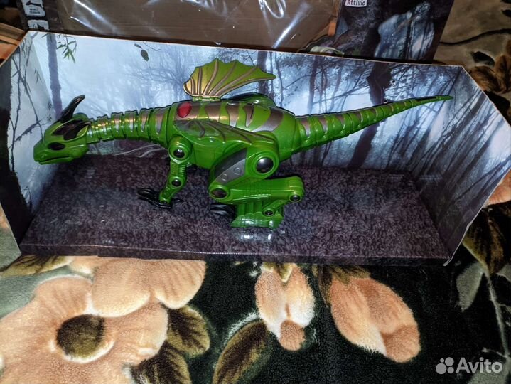 Дракон музыкальный, подвижный