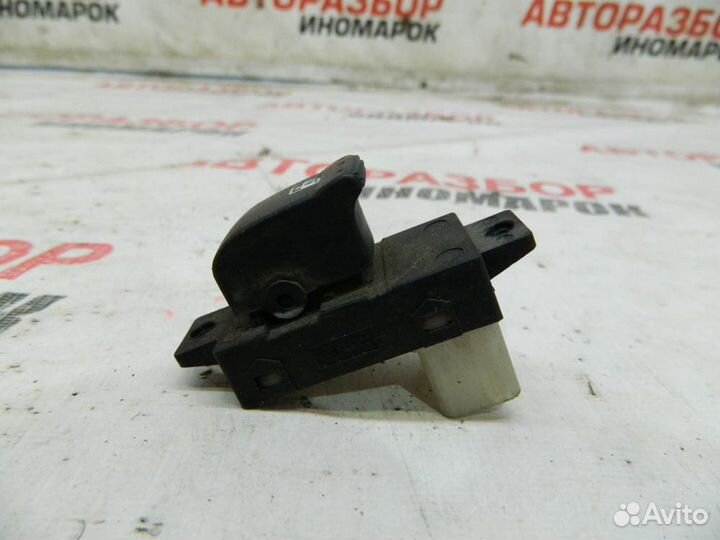 Кнопка стеклоподъемника для SsangYong Actyon New 2