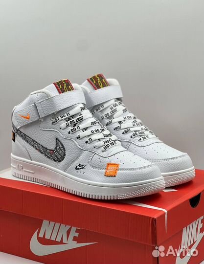 Кроссовки Nike Air Force 1 High (46 размер)