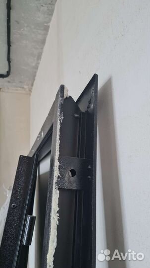 Дверь входная железная бу