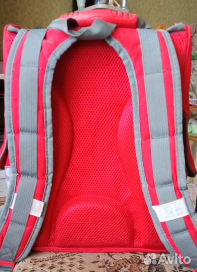 Школьный ранец