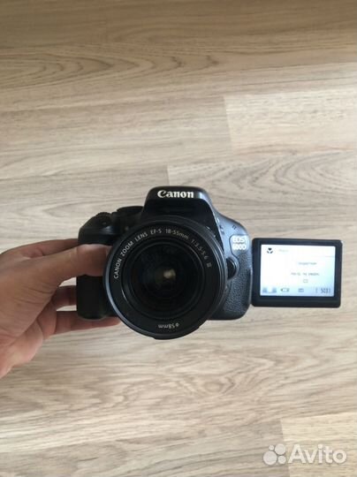 Зеркальная камера Canon eos600d