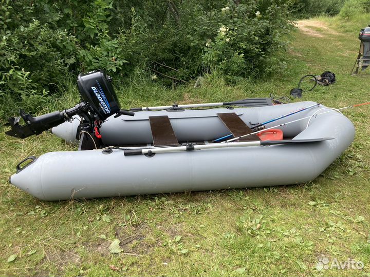 Лодка с мотором