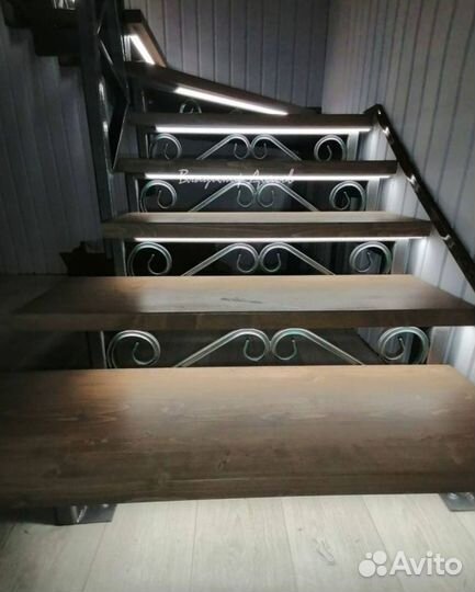 Ступени, перила для лестниц