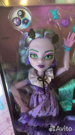 Твайла Fearbook