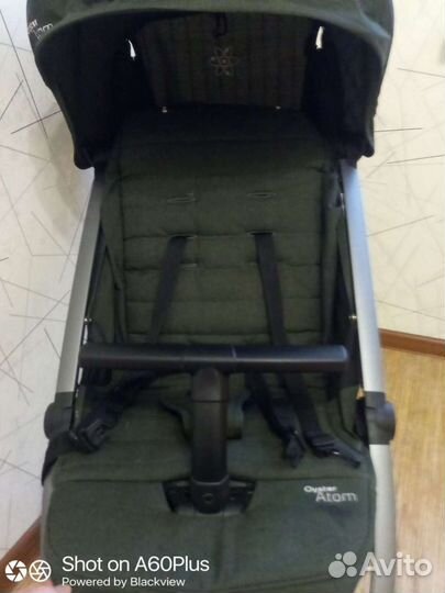 Прогулочная коляска Oyster Atom