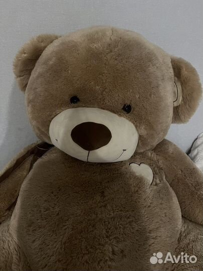 Плюшевый медведь 140см