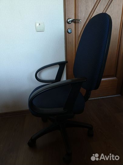 Офисное кресло бу