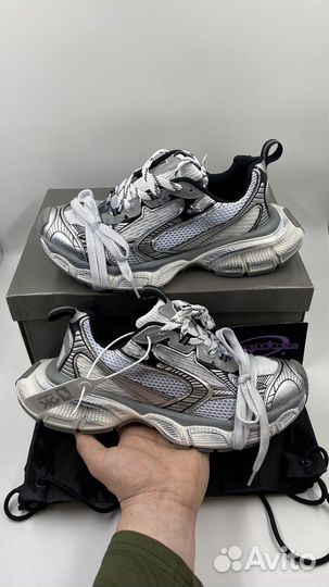 Balenciaga 3 xl
