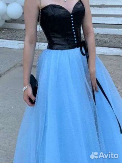 Вечернее платье