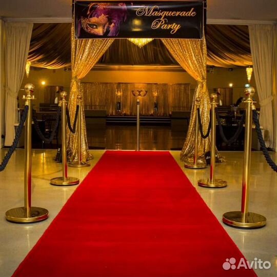 Красная ковровая дорожка в аренду