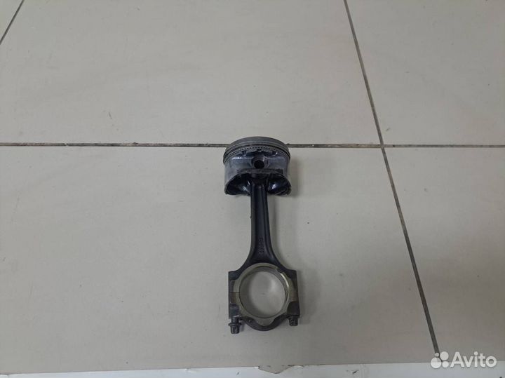 Поршень с шатуном Ford Focus 1 1998-2004