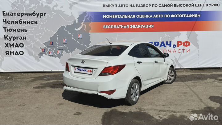 Рейка топливная (рампа) Hyundai Solaris (RB) 35340