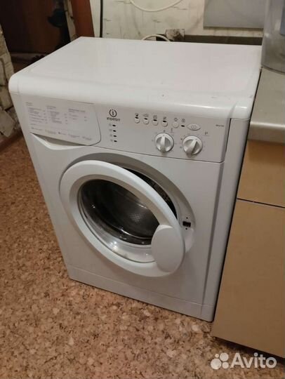 Стиральная машина indesit
