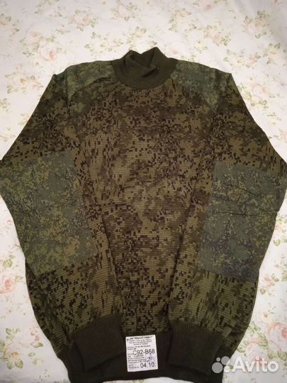 Свитер военный