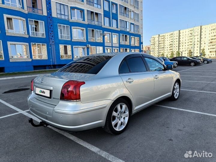 Toyota Avensis, 2004