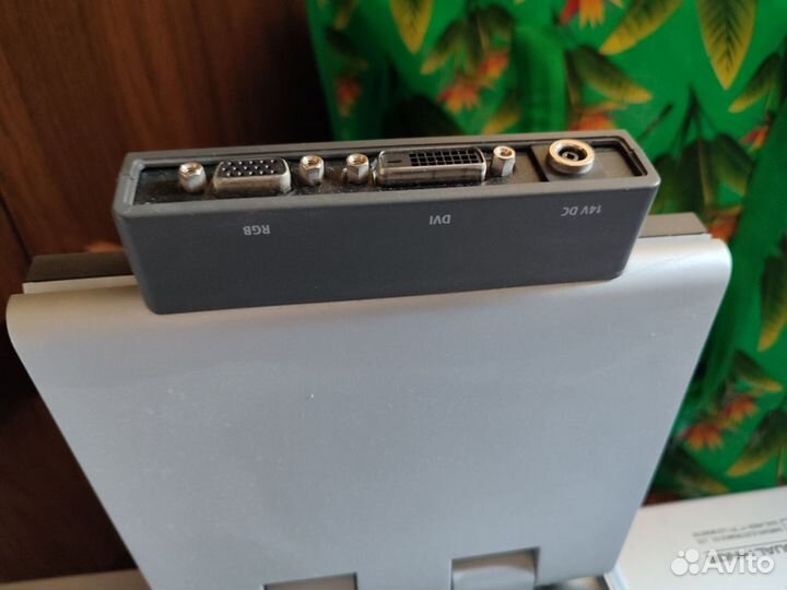 Монитор Samsung