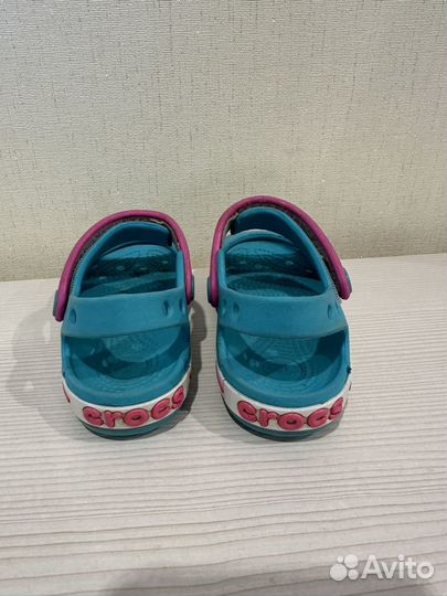 Сандалии crocs c7