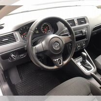 Volkswagen Jetta 1.6 AT, 2012, 164 000 км, с пробегом, цена 1 140 000 руб.