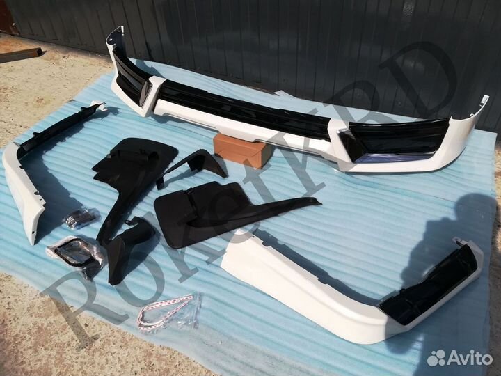 Обвес на Toyota Land Cruiser 200 с 2016 г TRD Новы