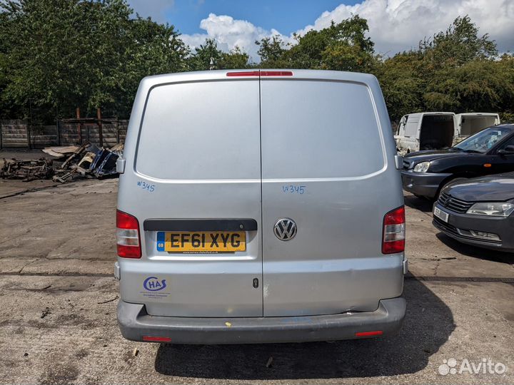 Петля для Volkswagen Transporter (T5)