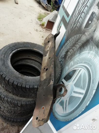 Балка радиатора нижняя Додж Стратус Крайслер Себри