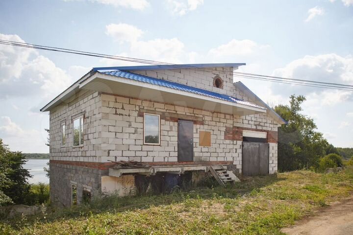 Дом 240 м² на участке 8,9 сот.