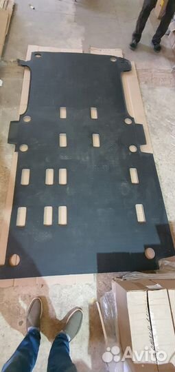 Автомобильные коврики резиновые