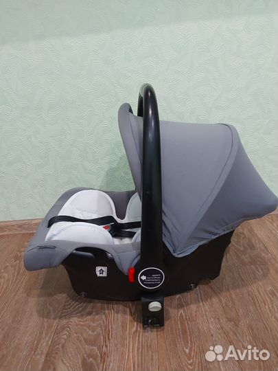 Детское автокресло-люлька от 0 лет