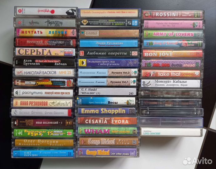 Аудиокассеты с отечественной и зарубежной музыкой