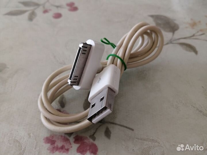 Зарядка для телефона iPhone 4