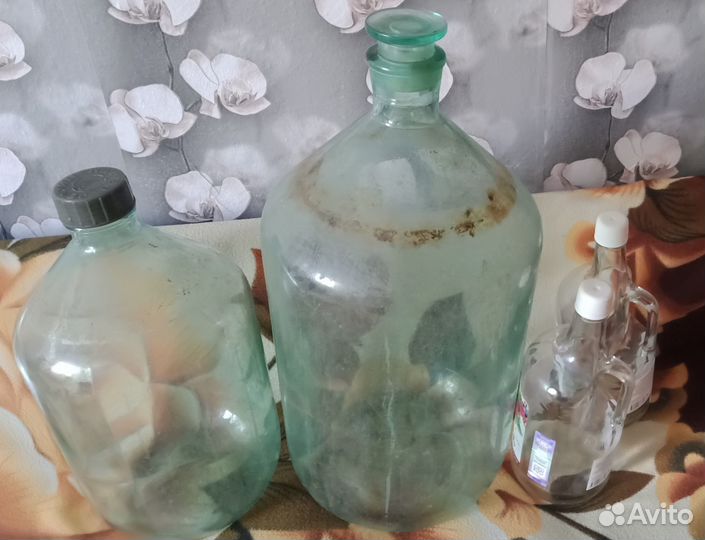 Бутыль стеклянная