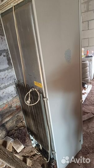 Холодильник бу pozis