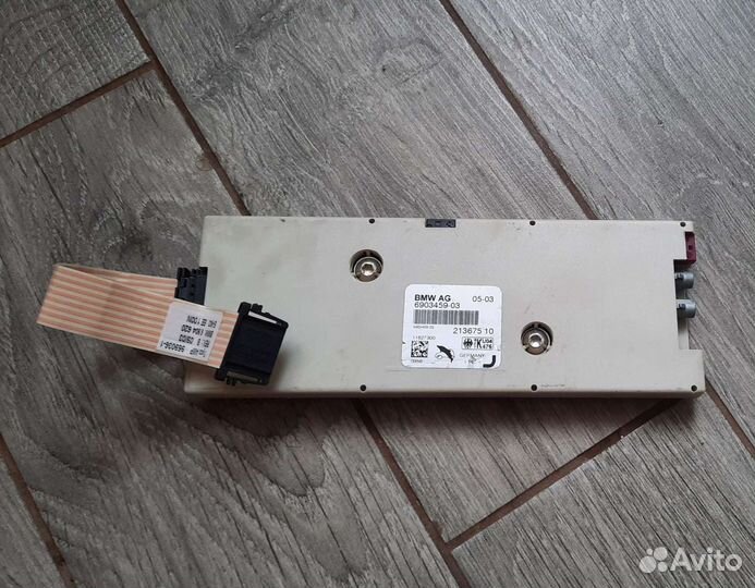 Усилитель антены тюнера BMW 7 E65 / E66