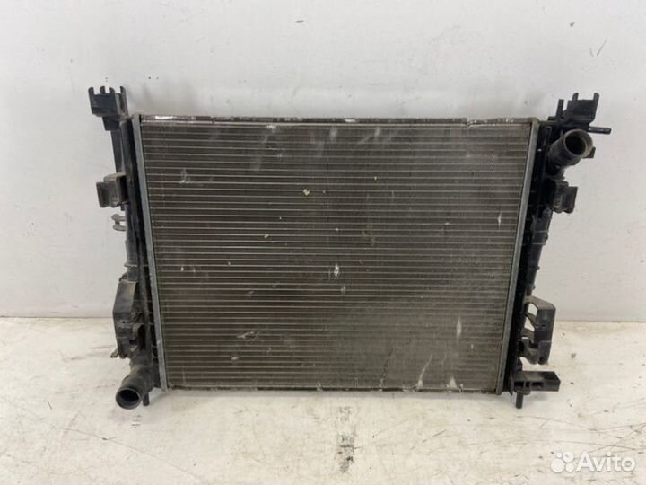 Радиатор охлаждения Renault Kaptur 2016