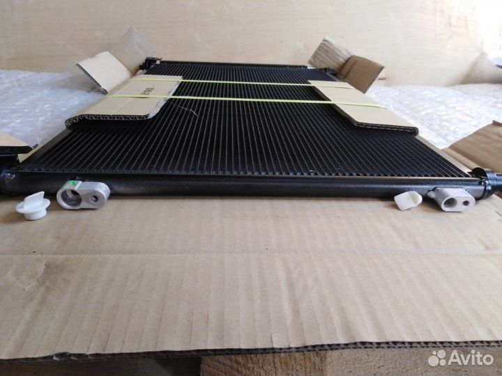 Радиатор кондиционера Mazda Cx-9 2007-2016